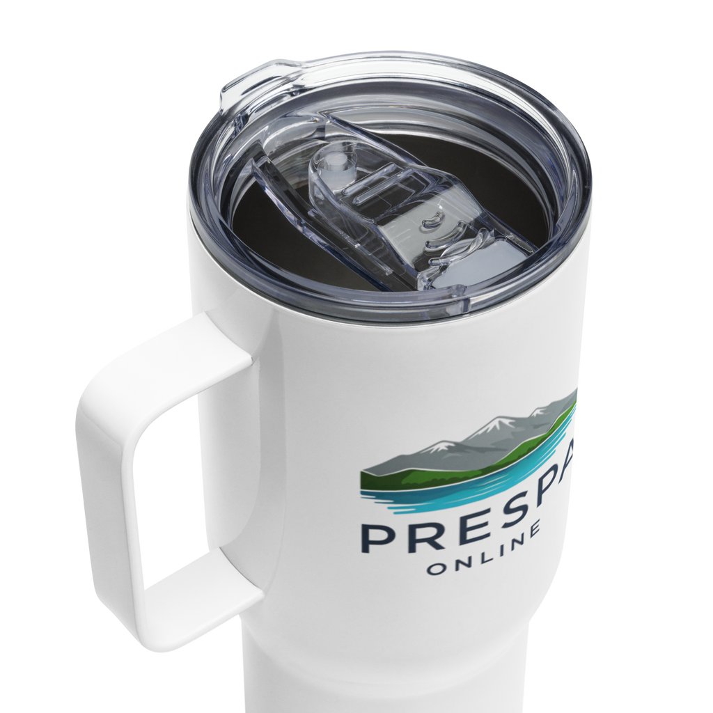 Travel mug with a handle