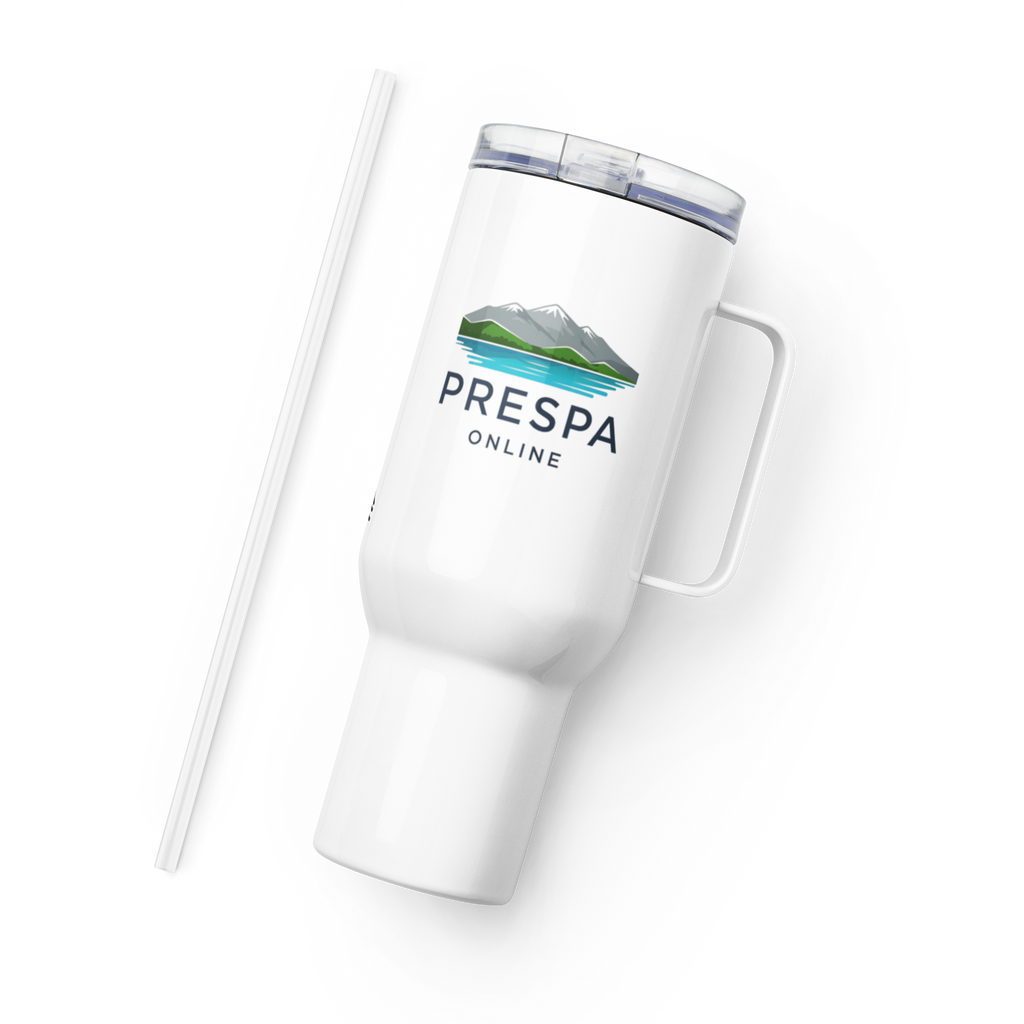 Travel mug with a handle