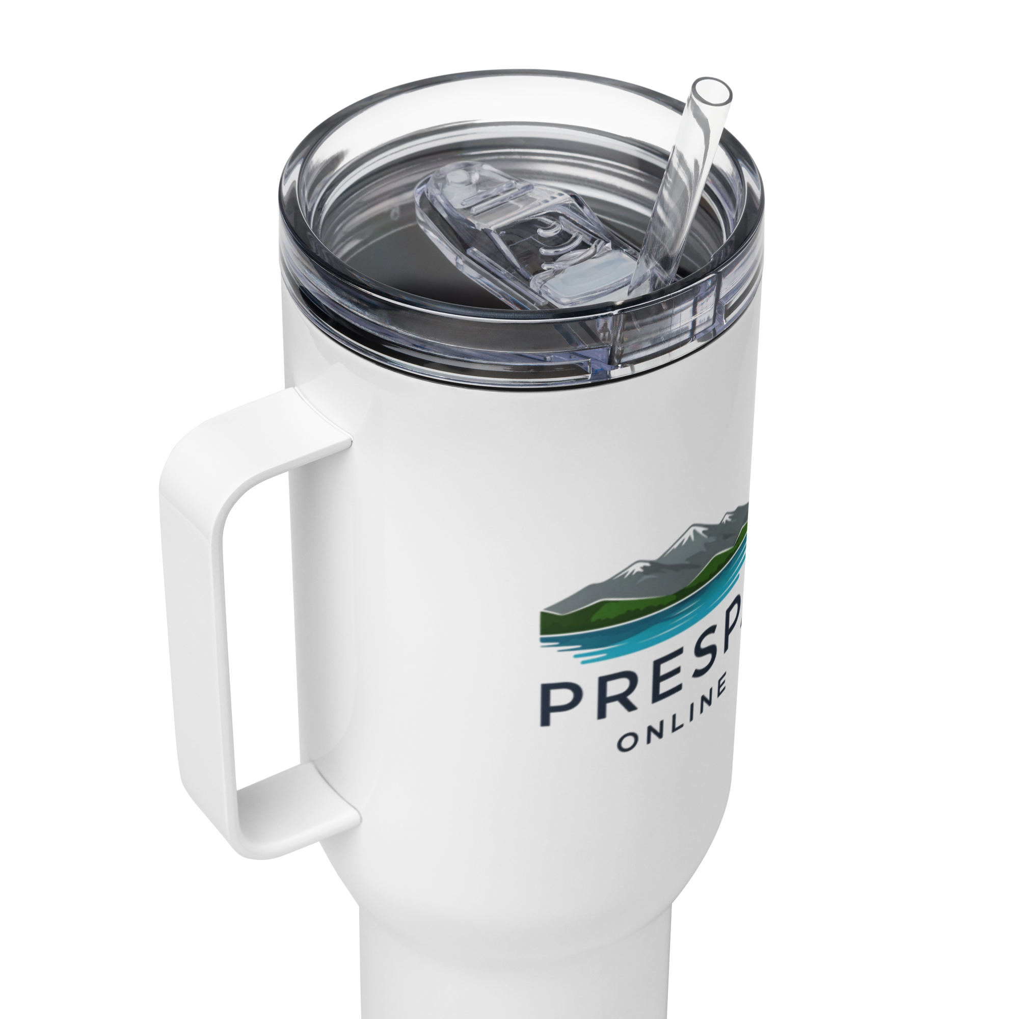 Travel mug with a handle